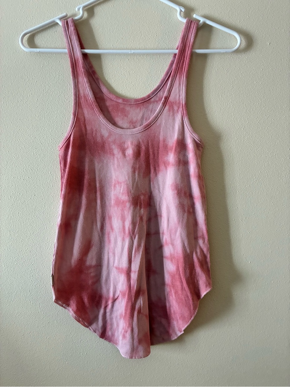 PINK Victoria's Secret Pink Tie-Dye Ribbed Scoop Tank